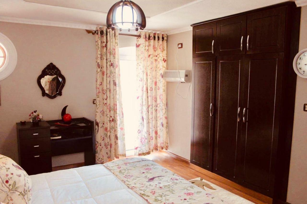 Guest House Stena Erseke Bagian luar foto